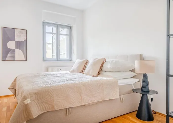 Hakuna Loft - Urban Hideaway *